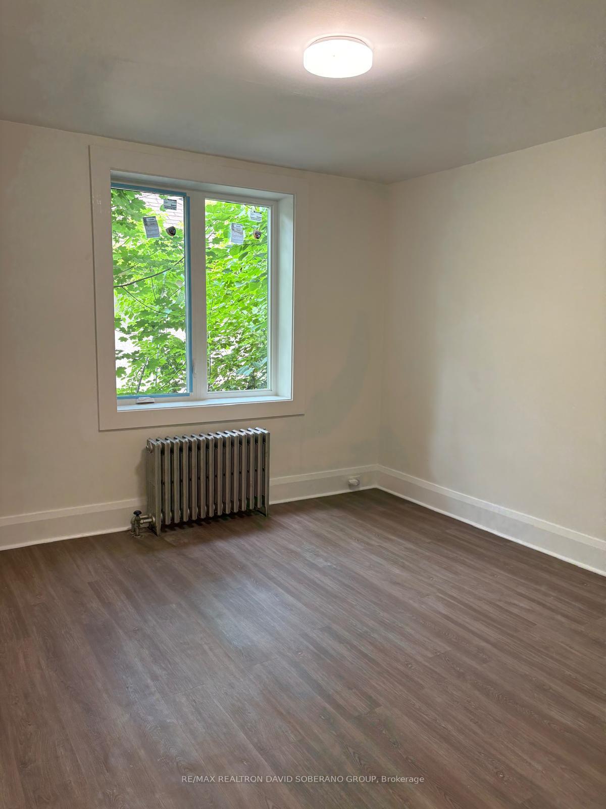 Photo 8 of 44 Sultana Avenue, Toronto, Englemount-Lawrence — HOMEH