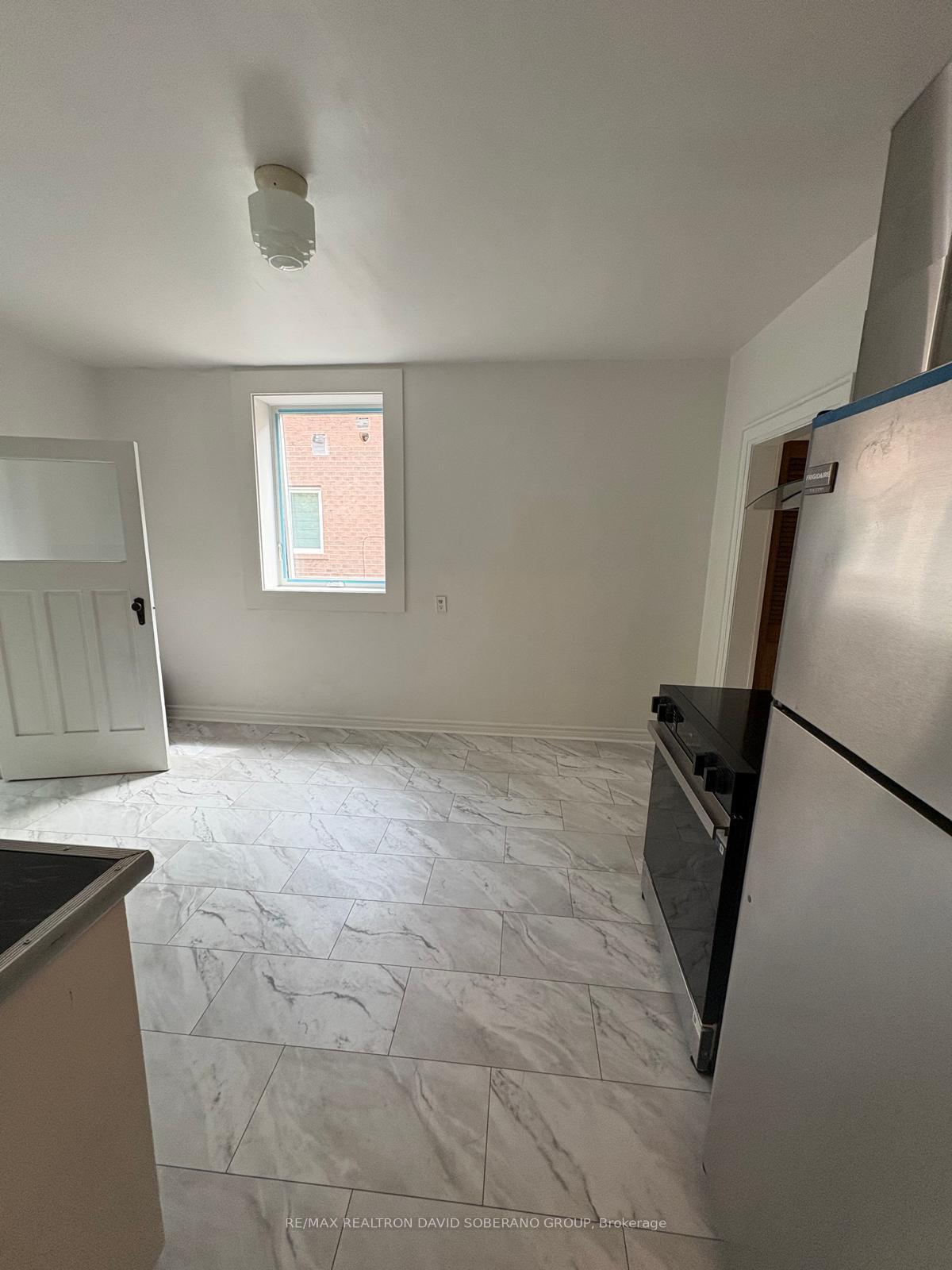 Photo 9 of 44 Sultana Avenue, Toronto, Englemount-Lawrence — HOMEH