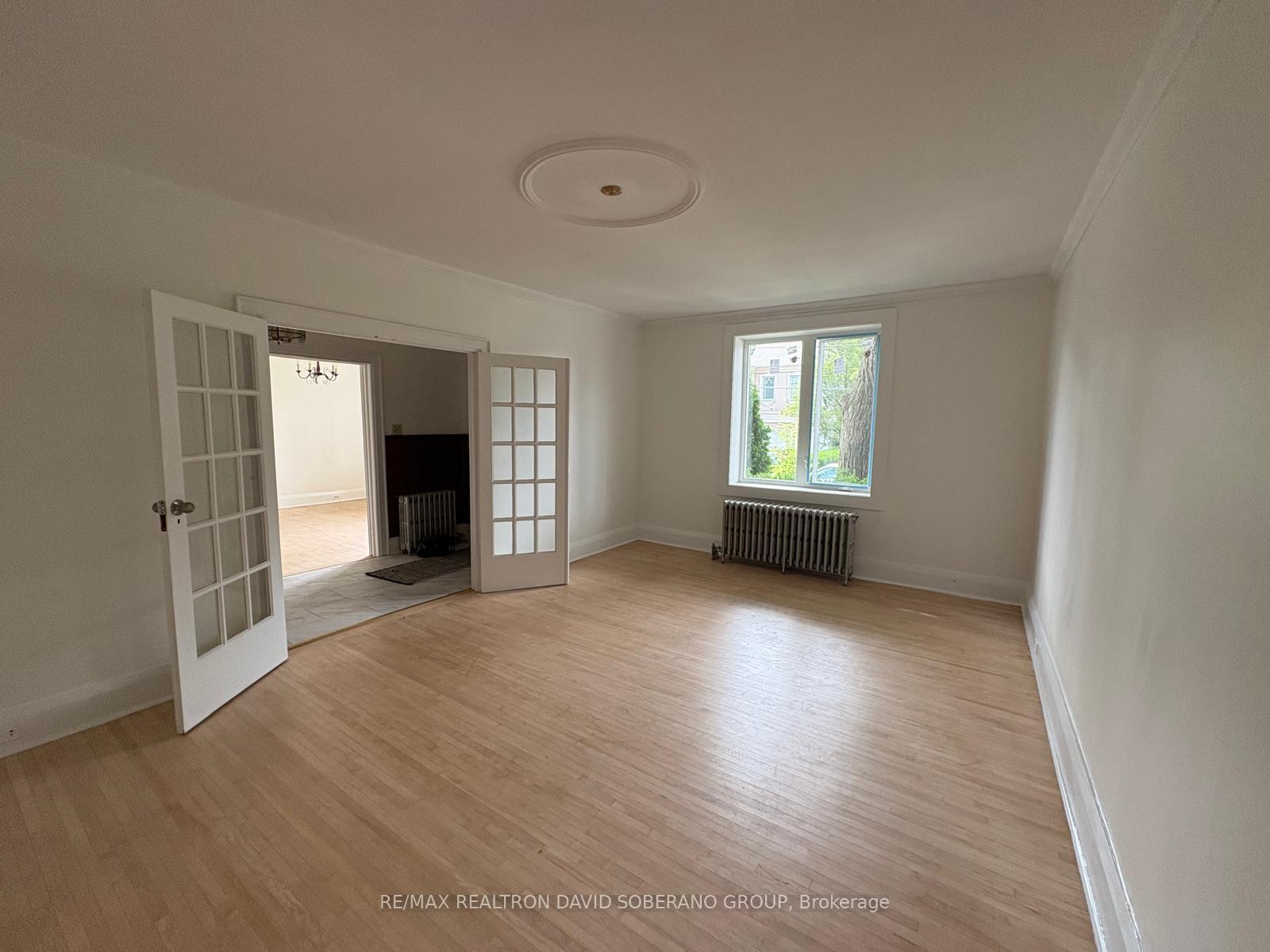 Photo 12 of 44 Sultana Avenue, Toronto, Englemount-Lawrence — HOMEH