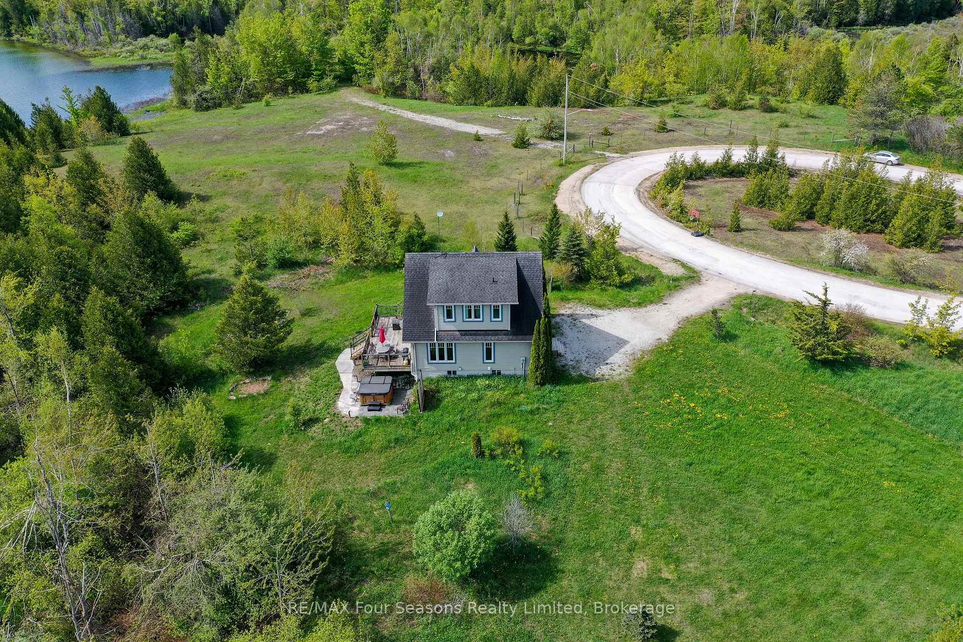 Photo 28 of 139 Young Drive, Grey Highlands — HOMEH