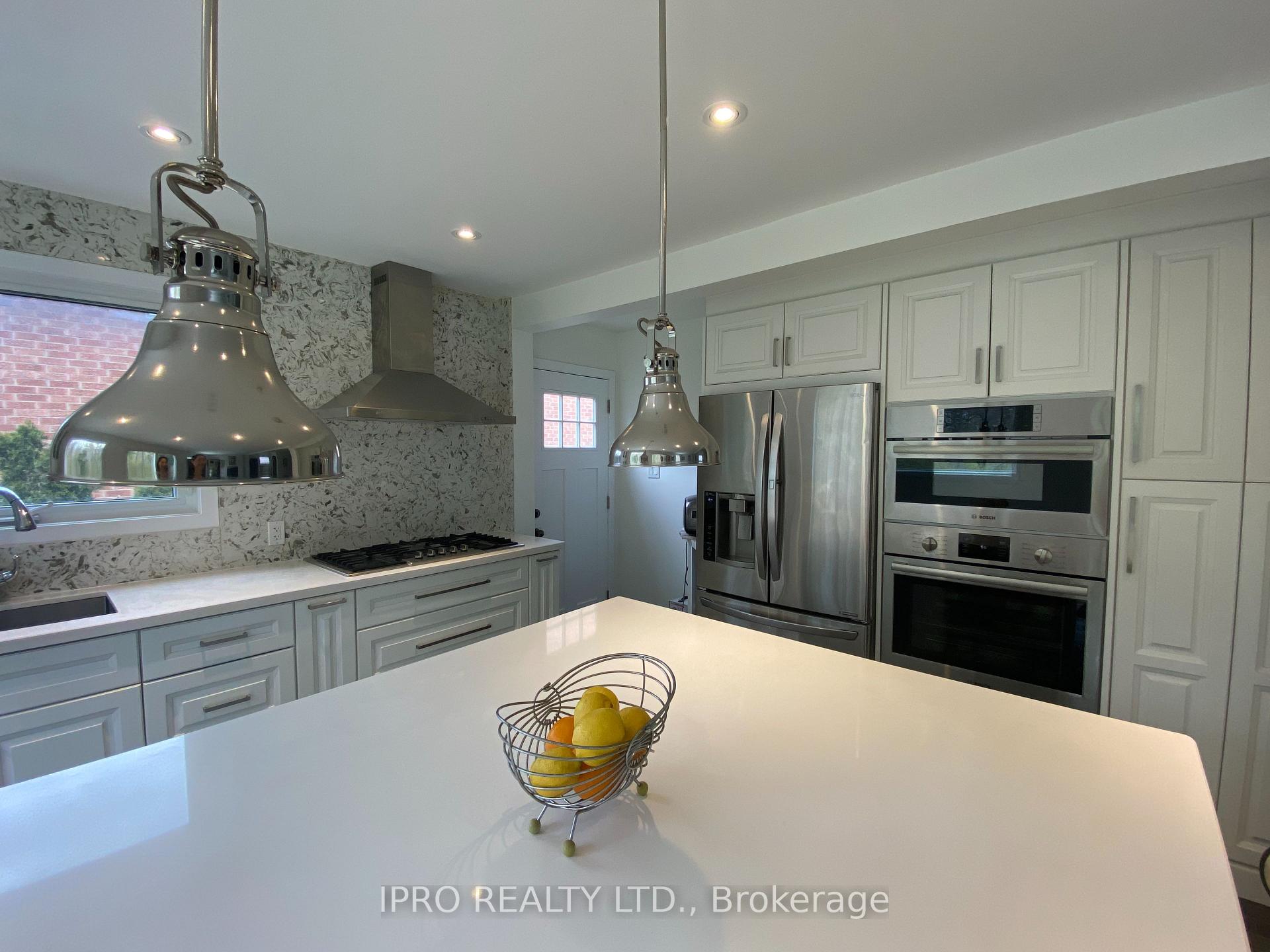 Photo 23 of 324 Airdrie Drive, Vaughan, East Woodbridge — HOMEH