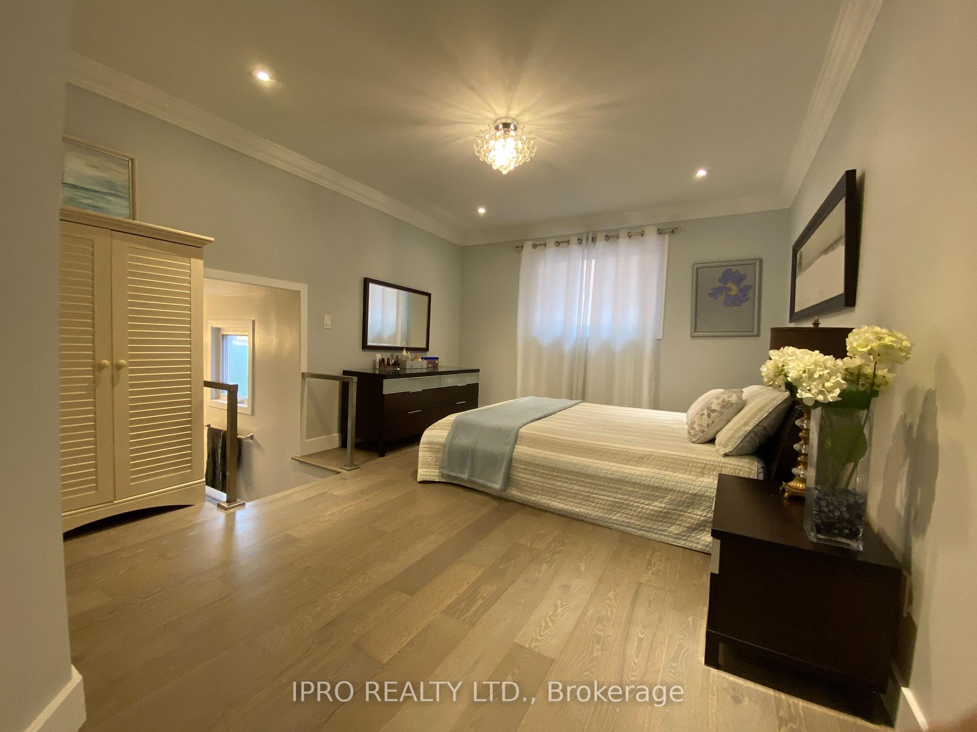 Photo 29 of 324 Airdrie Drive, Vaughan, East Woodbridge — HOMEH