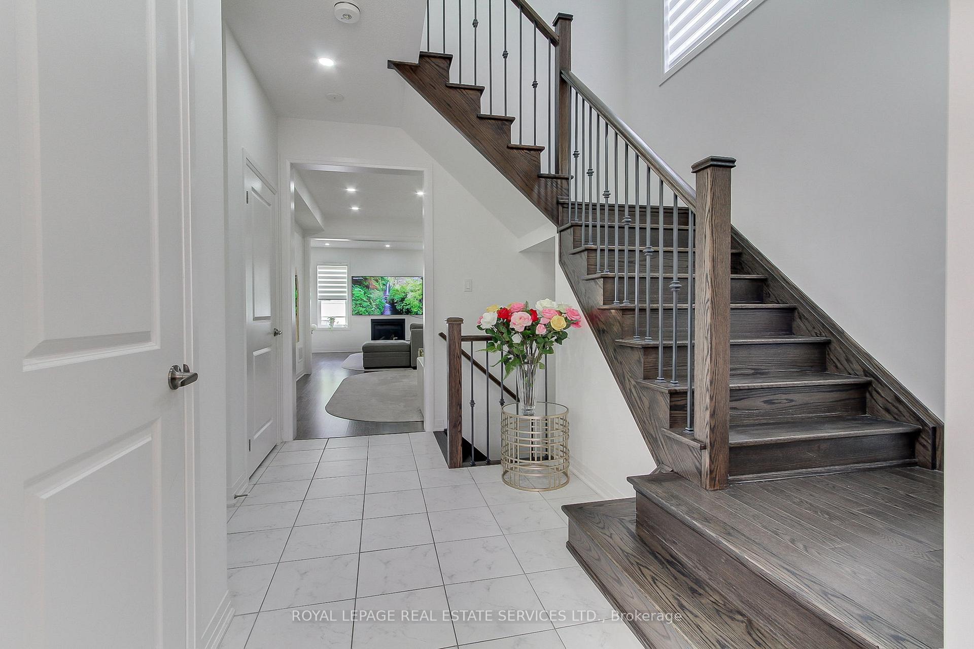 Photo 9 of 84 Pridham Place, New Tecumseth, Tottenham — HOMEH