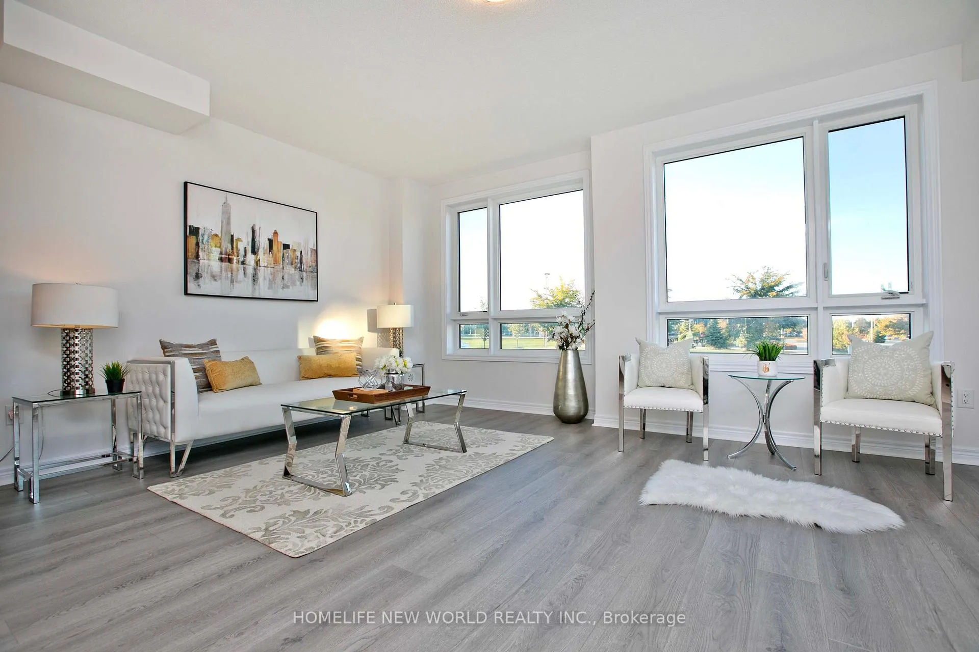 Photo 9 of 117 Mumbai Drive, Markham, Middlefield — HOMEH