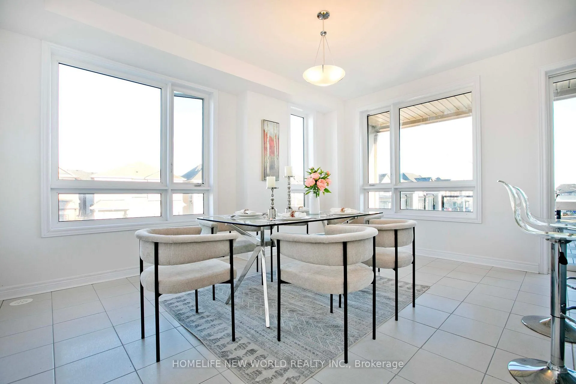 Photo 11 of 117 Mumbai Drive, Markham, Middlefield — HOMEH