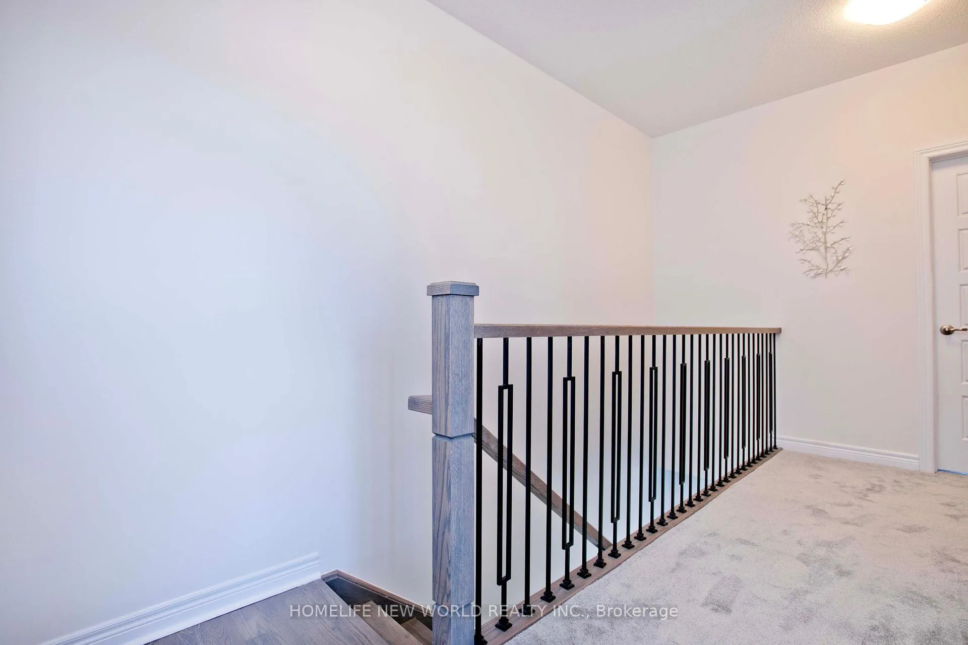 Photo 24 of 117 Mumbai Drive, Markham, Middlefield — HOMEH