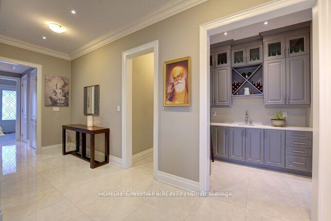 Photo 2 of 13 Boyce Crescent W, Brampton, Vales of Castlemore — HOMEH