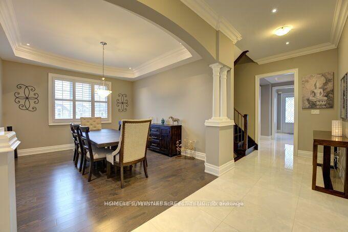 Photo 7 of 13 Boyce Crescent W, Brampton, Vales of Castlemore — HOMEH