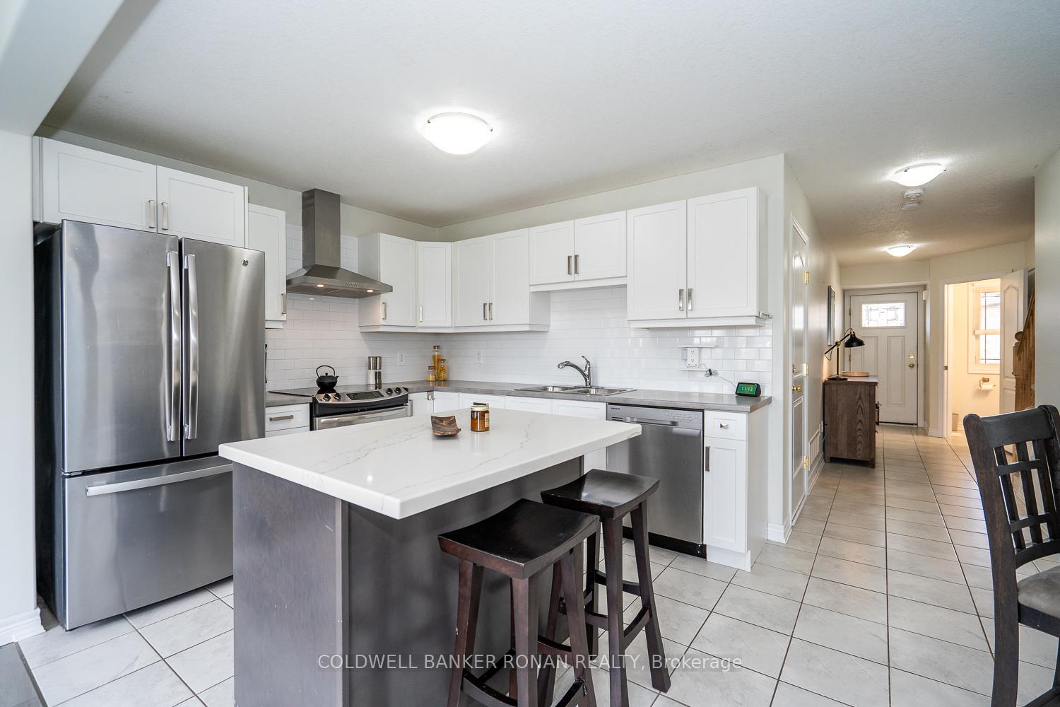 Photo 11 of 197 Hutchinson Drive, New Tecumseth, Alliston — HOMEH