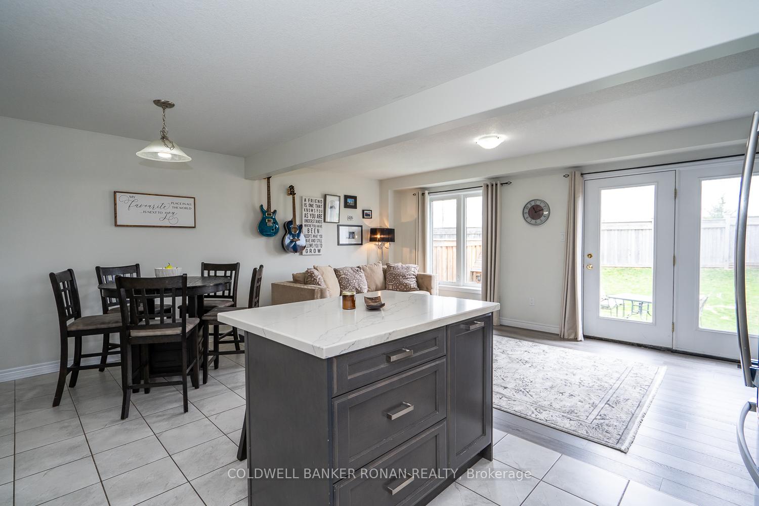 Photo 15 of 197 Hutchinson Drive, New Tecumseth, Alliston — HOMEH