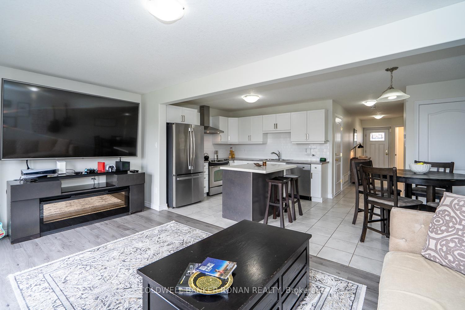 Photo 22 of 197 Hutchinson Drive, New Tecumseth, Alliston — HOMEH