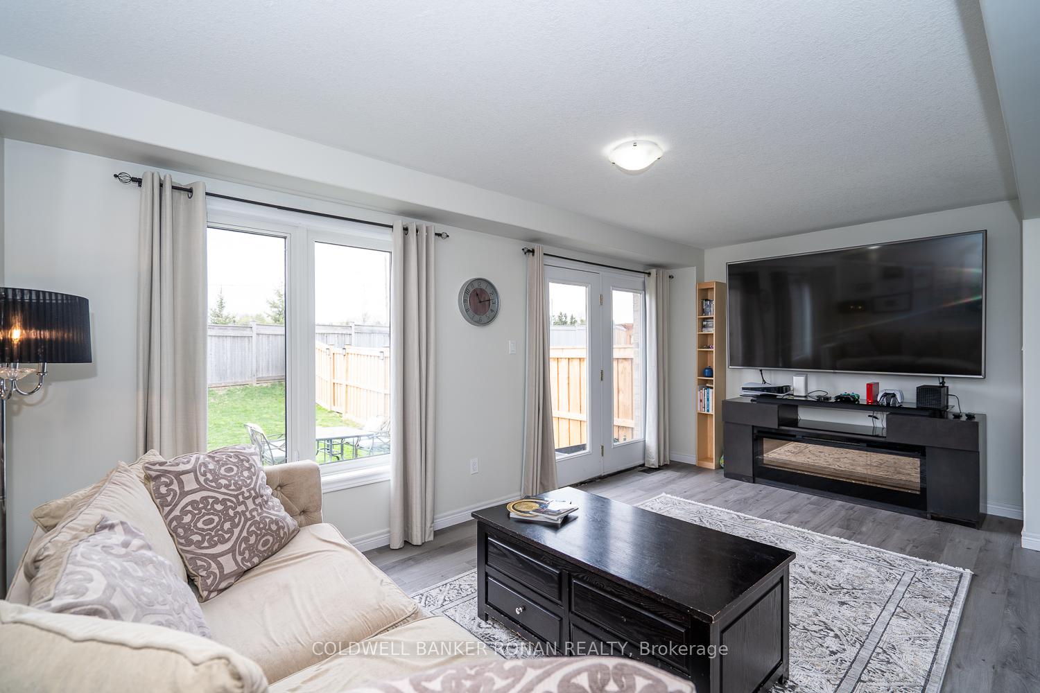 Photo 23 of 197 Hutchinson Drive, New Tecumseth, Alliston — HOMEH