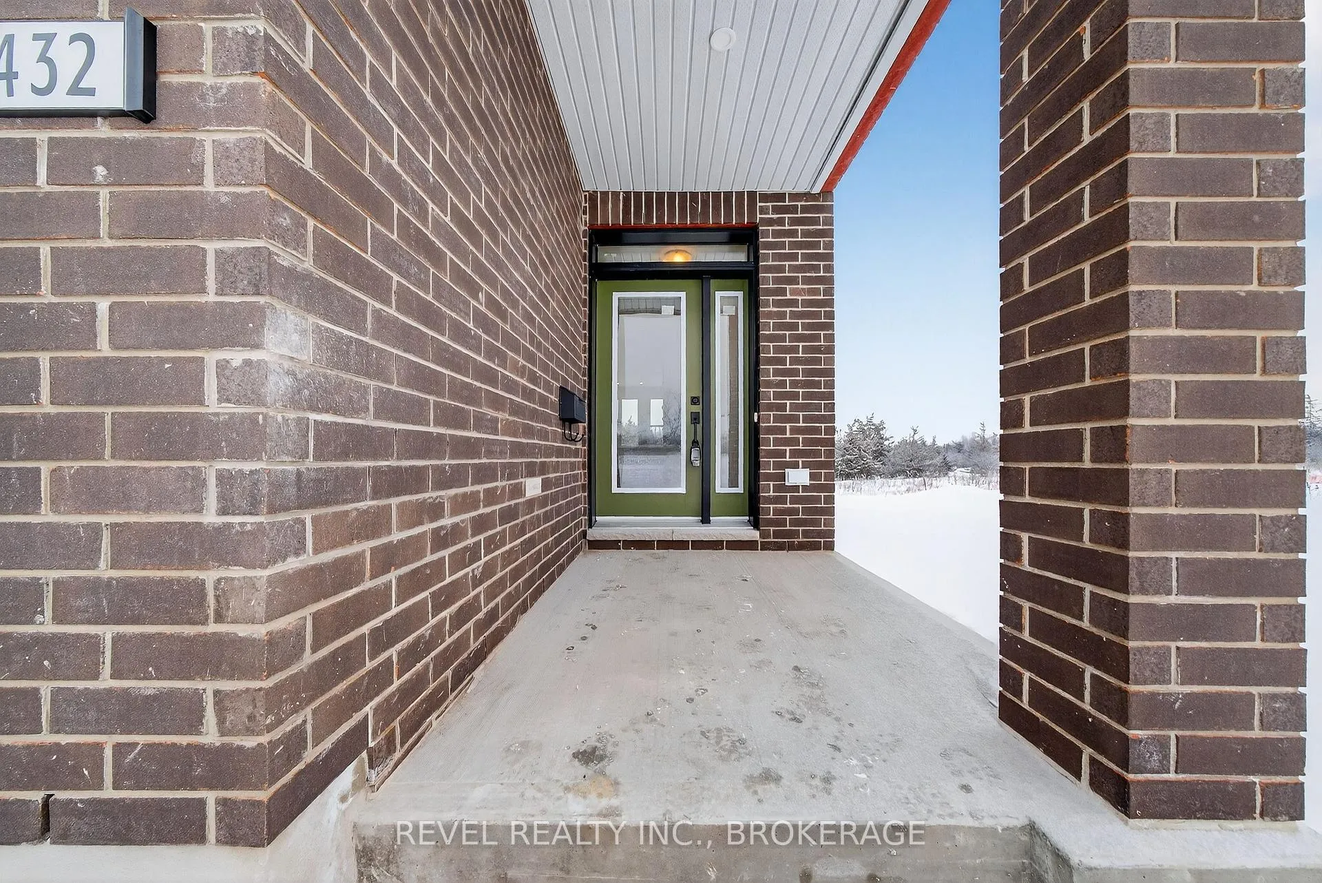 Photo 5 of 432 Buckthorn Drive, Kingston, City Northwest — HOMEH