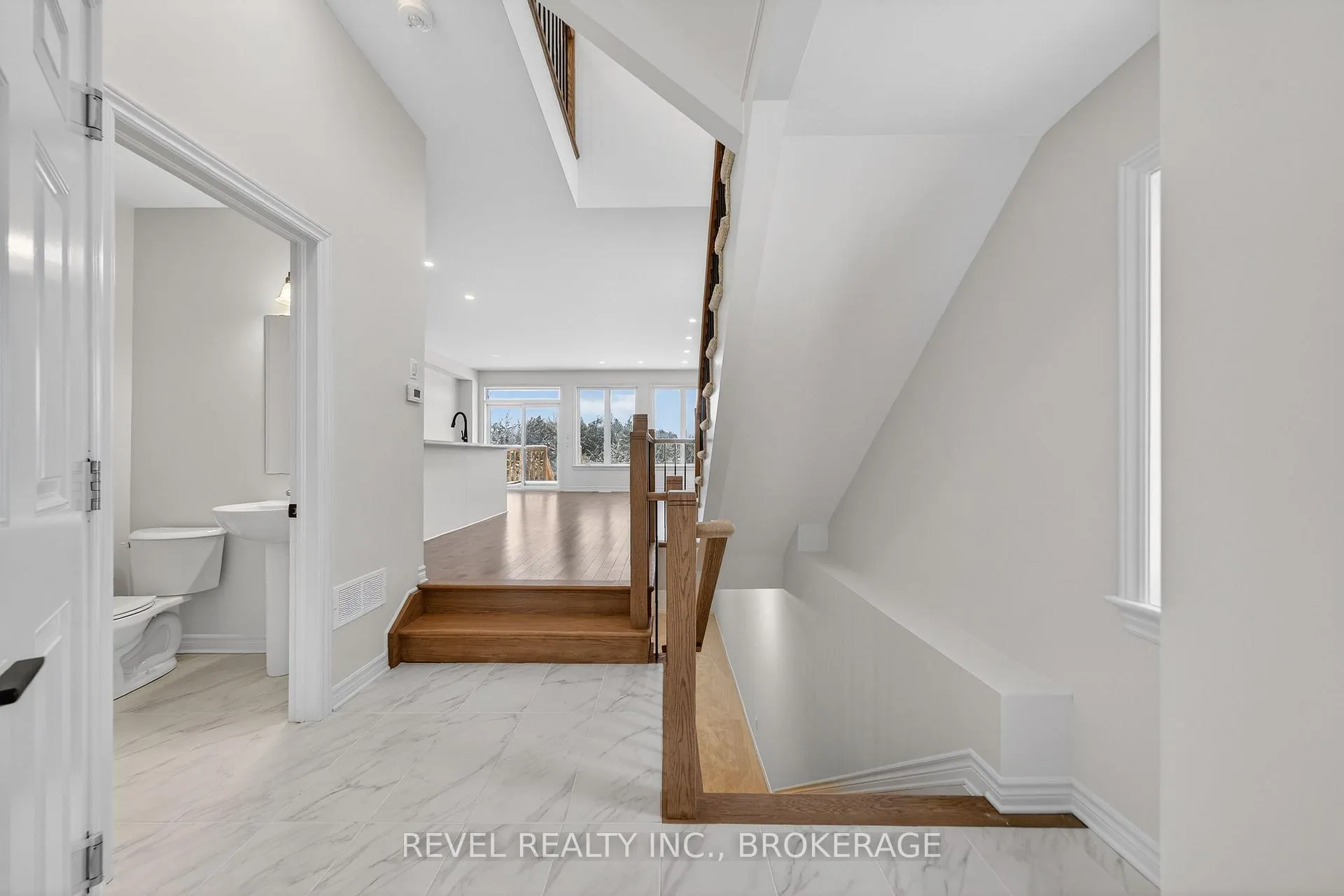 Photo 9 of 432 Buckthorn Drive, Kingston, City Northwest — HOMEH