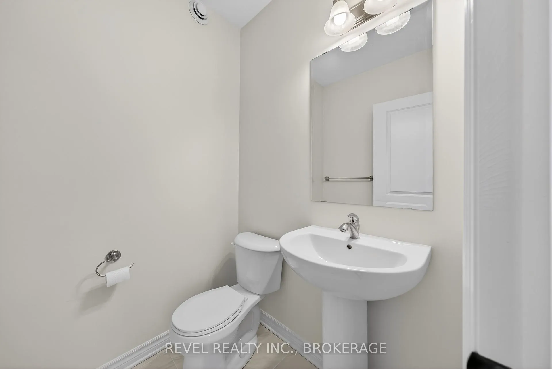 Photo 10 of 432 Buckthorn Drive, Kingston, City Northwest — HOMEH