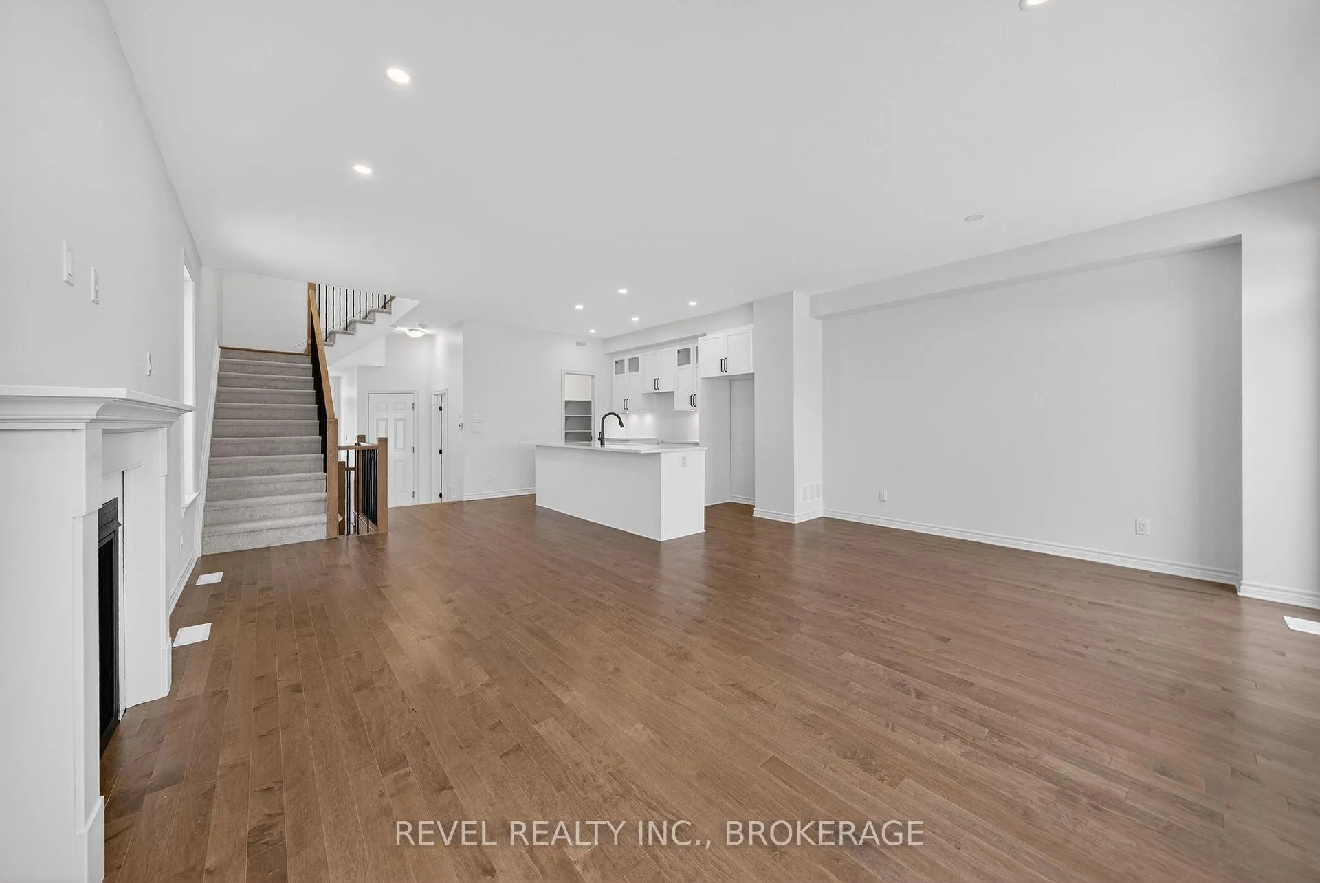 Photo 23 of 432 Buckthorn Drive, Kingston, City Northwest — HOMEH