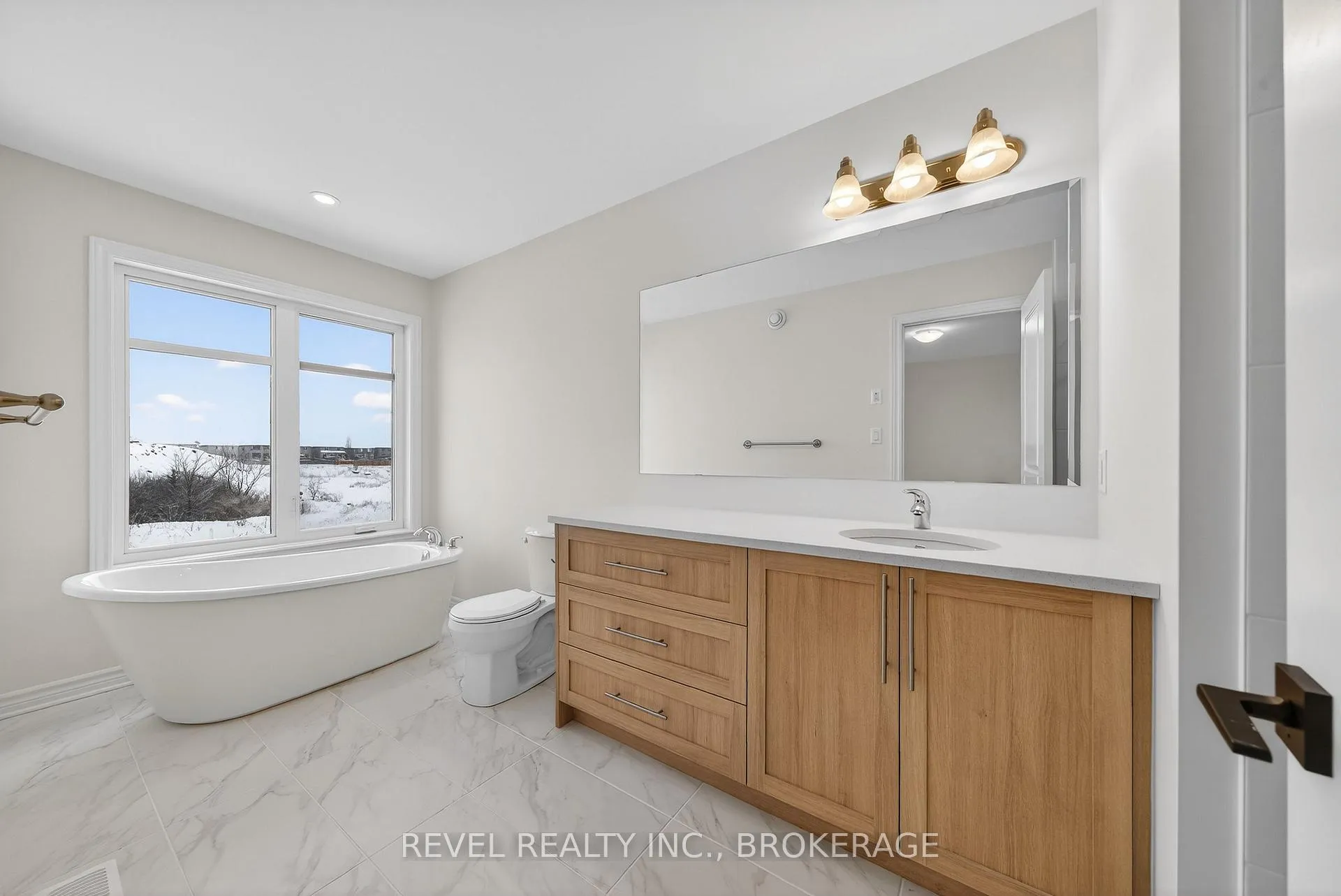Photo 37 of 432 Buckthorn Drive, Kingston, City Northwest — HOMEH