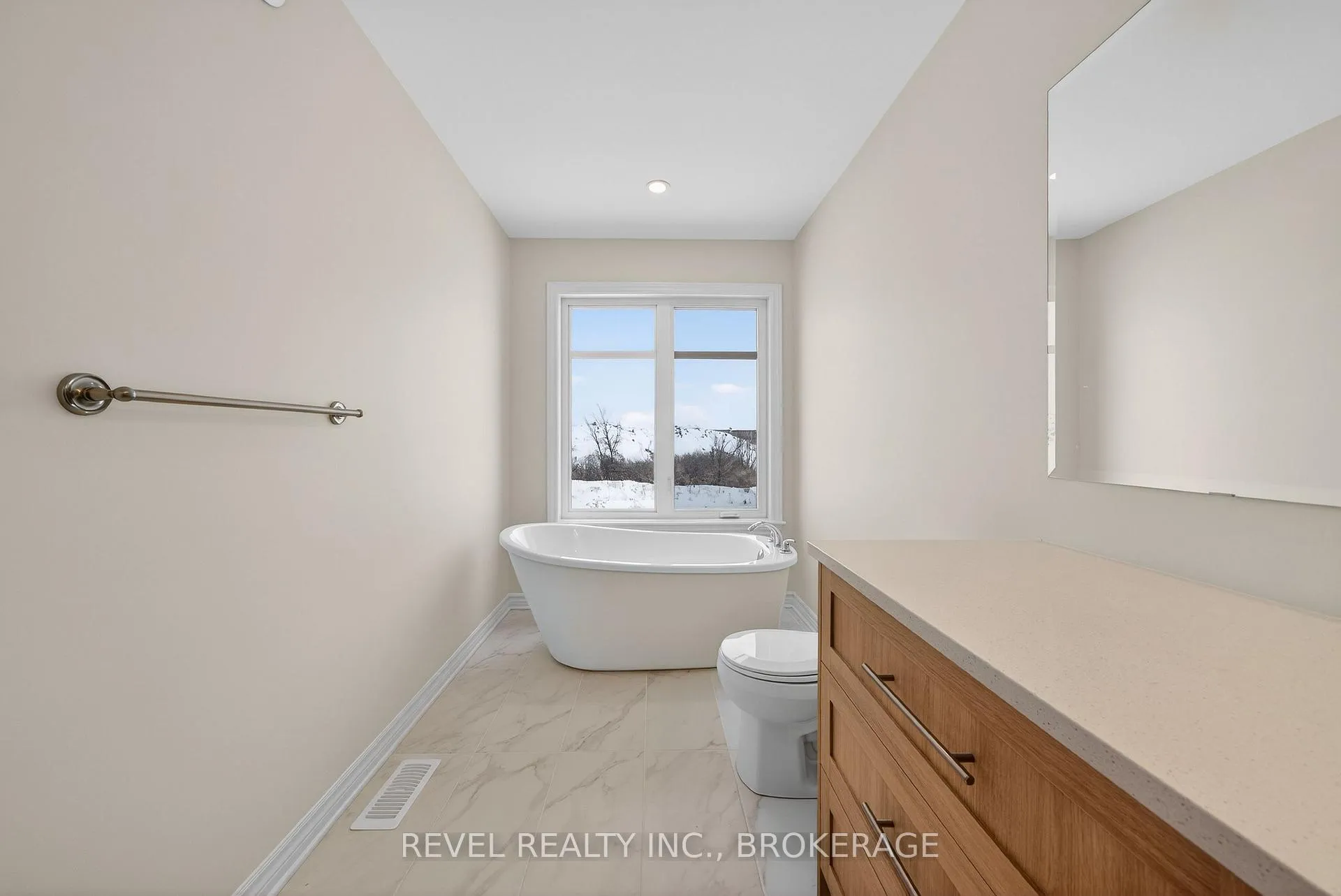 Photo 39 of 432 Buckthorn Drive, Kingston, City Northwest — HOMEH