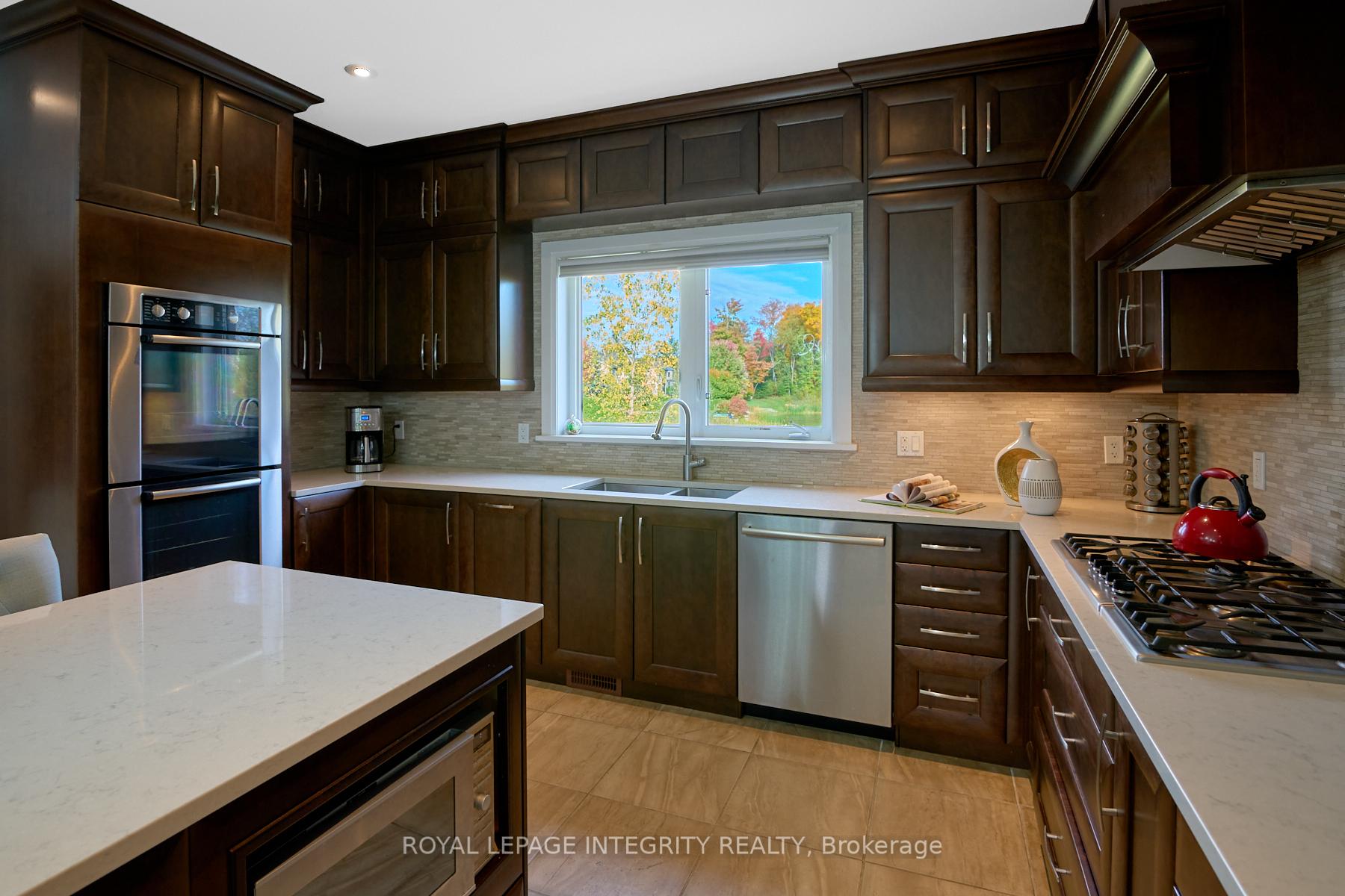 Photo 12 of 1954 Cedarlakes Way, Ottawa, Greely — HOMEH