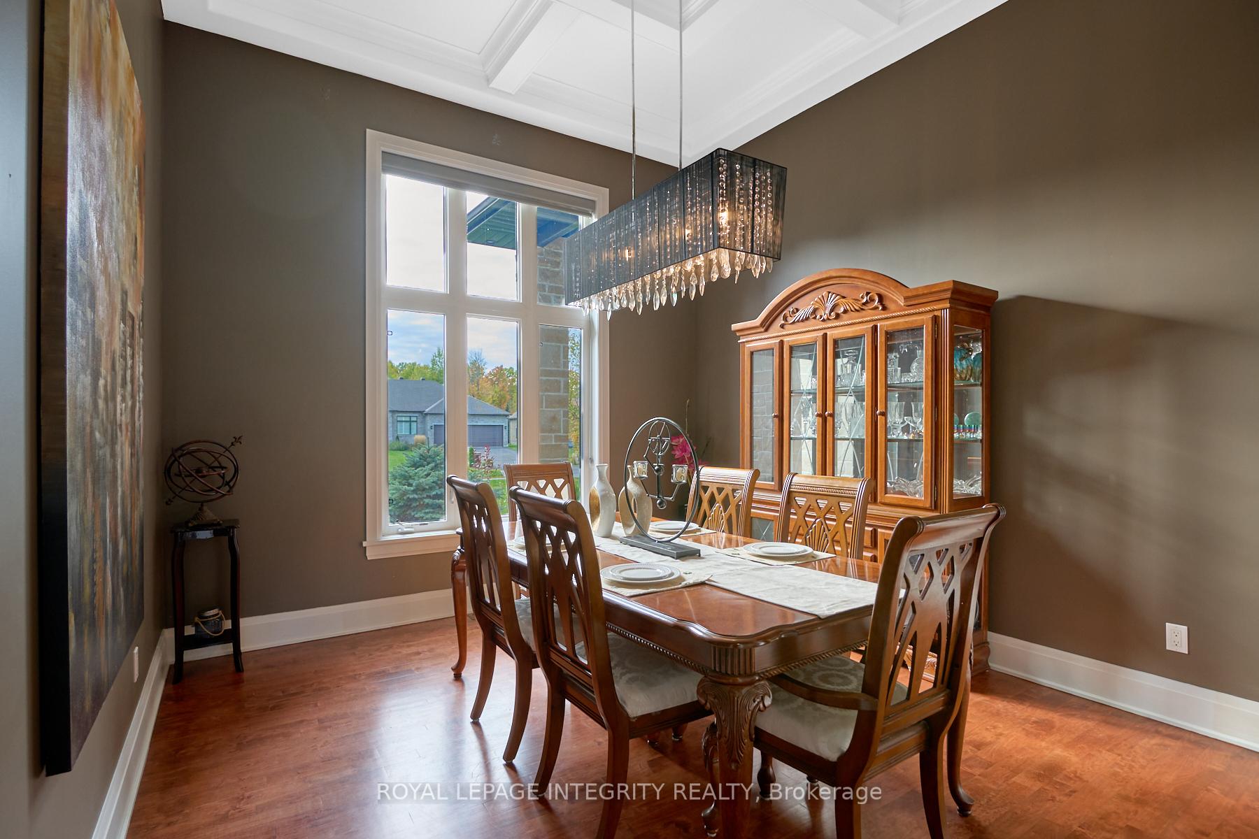 Photo 18 of 1954 Cedarlakes Way, Ottawa, Greely — HOMEH