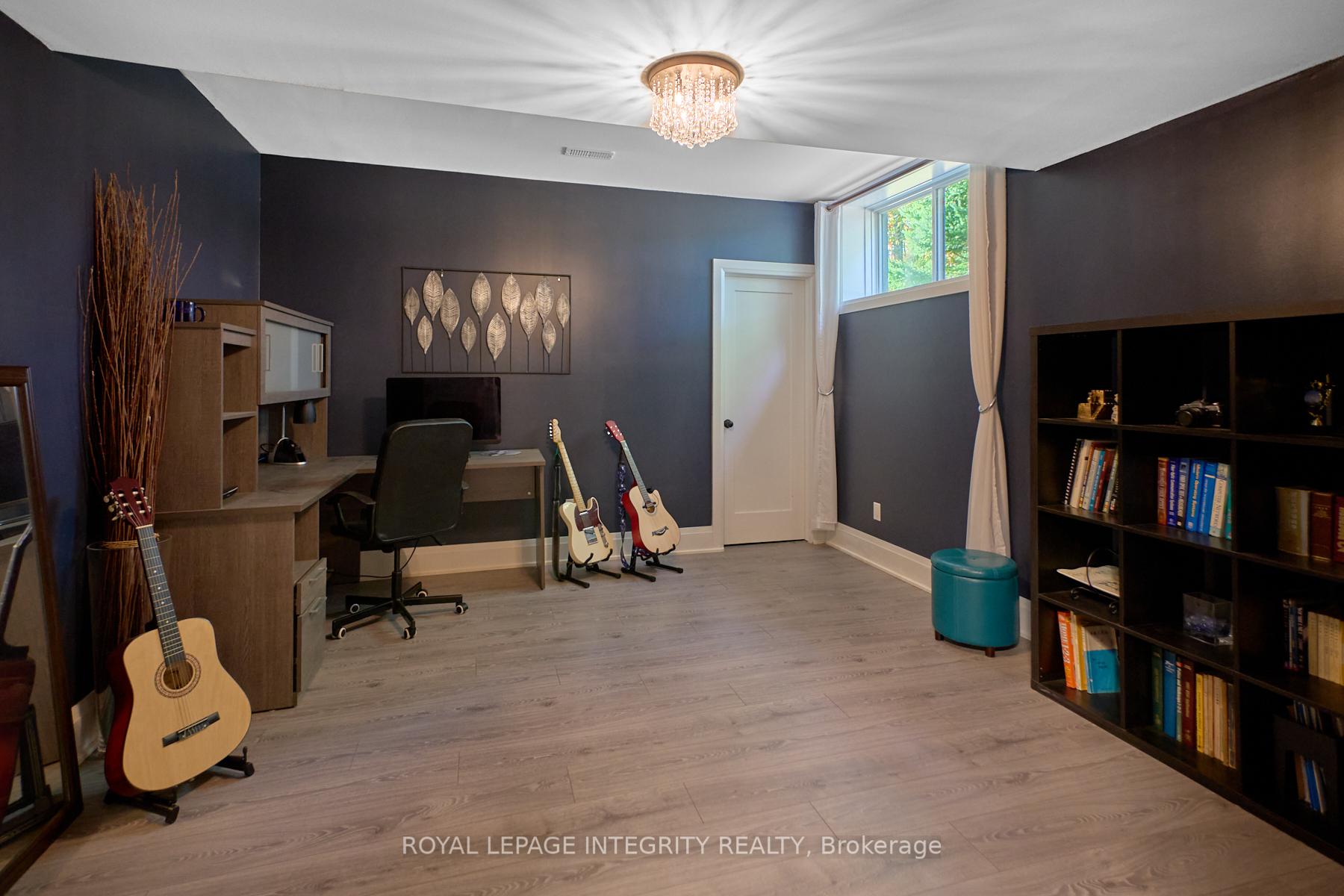 Photo 39 of 1954 Cedarlakes Way, Ottawa, Greely — HOMEH