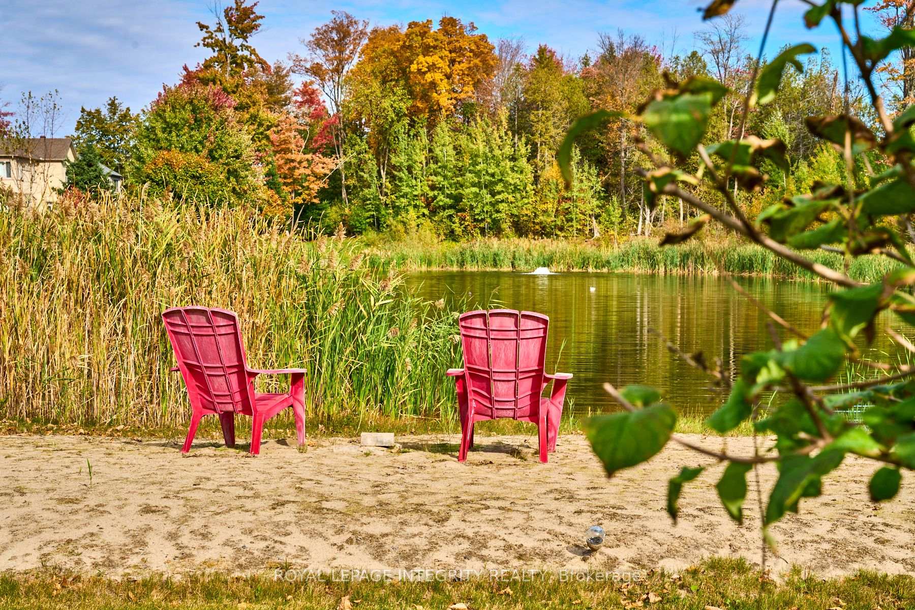 Photo 49 of 1954 Cedarlakes Way, Ottawa, Greely — HOMEH