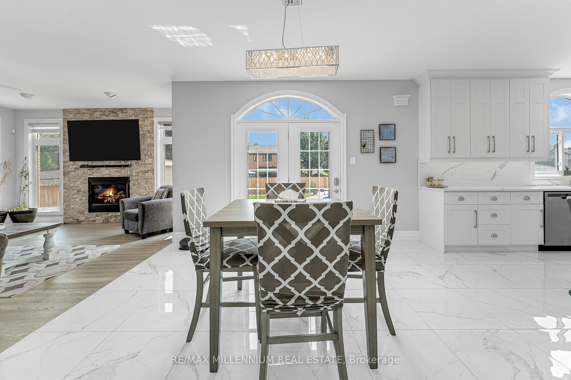 Photo 8 of 449 Chambers Drive, Windsor — HOMEH