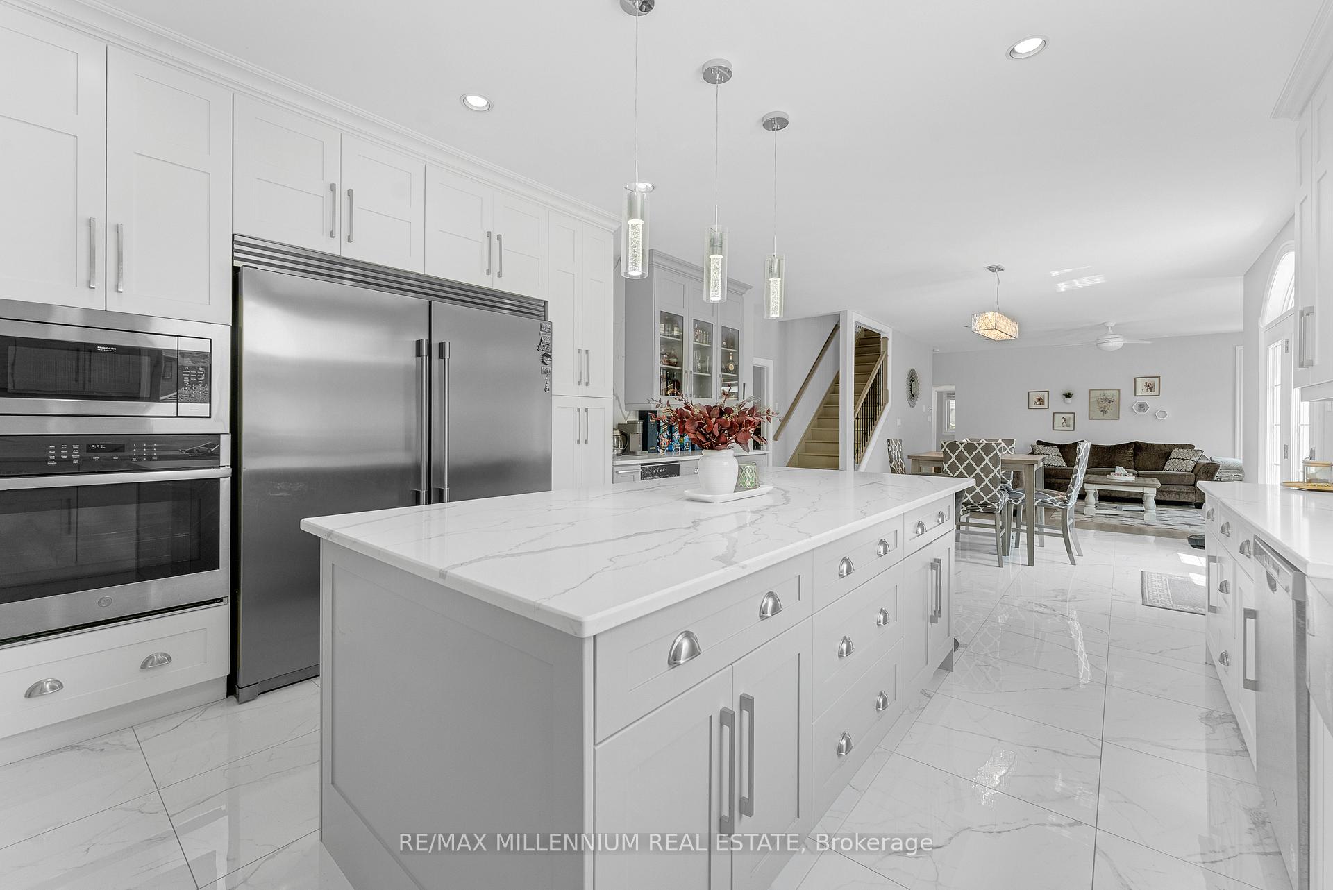 Photo 12 of 449 Chambers Drive, Windsor — HOMEH