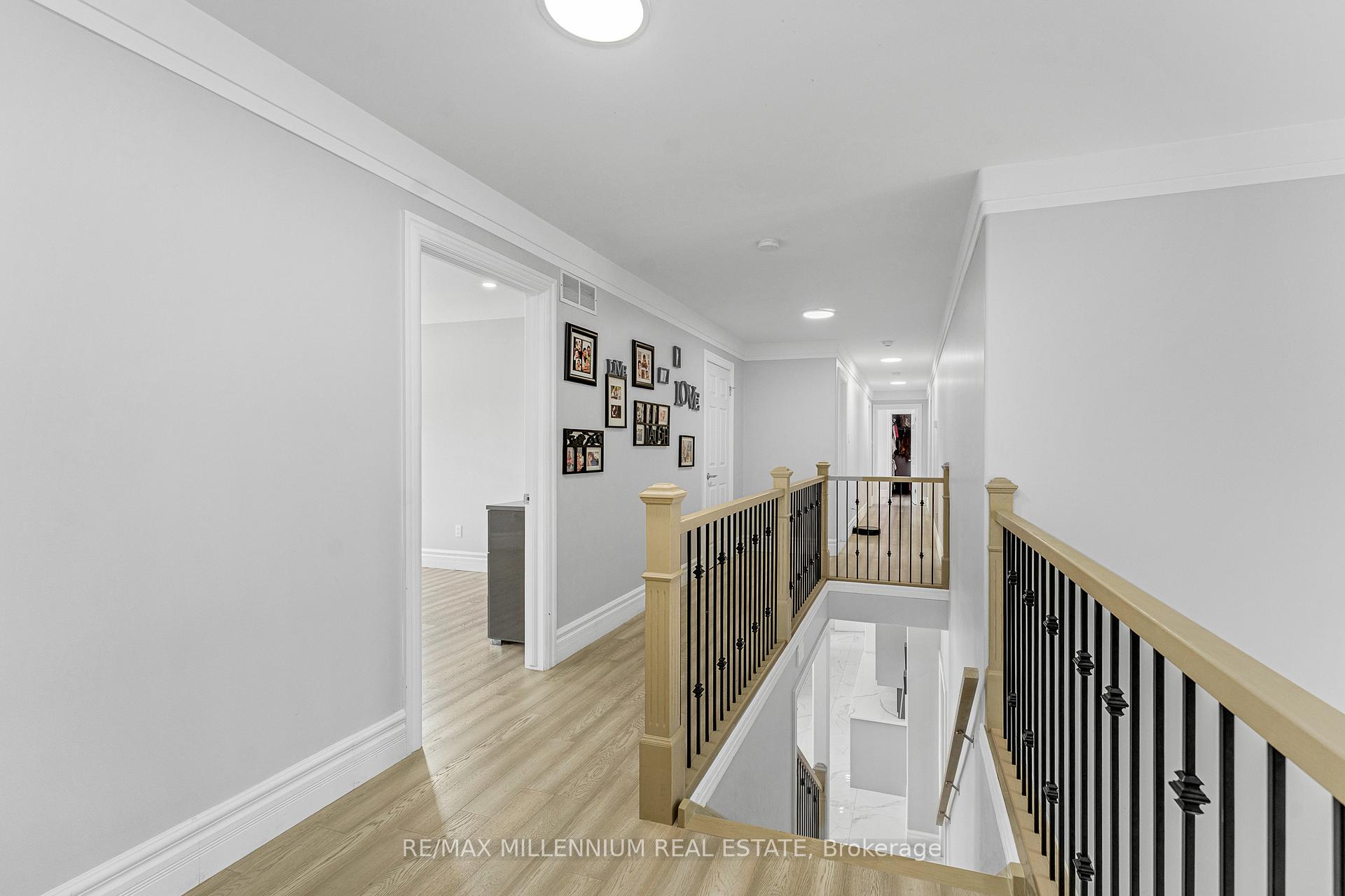Photo 16 of 449 Chambers Drive, Windsor — HOMEH