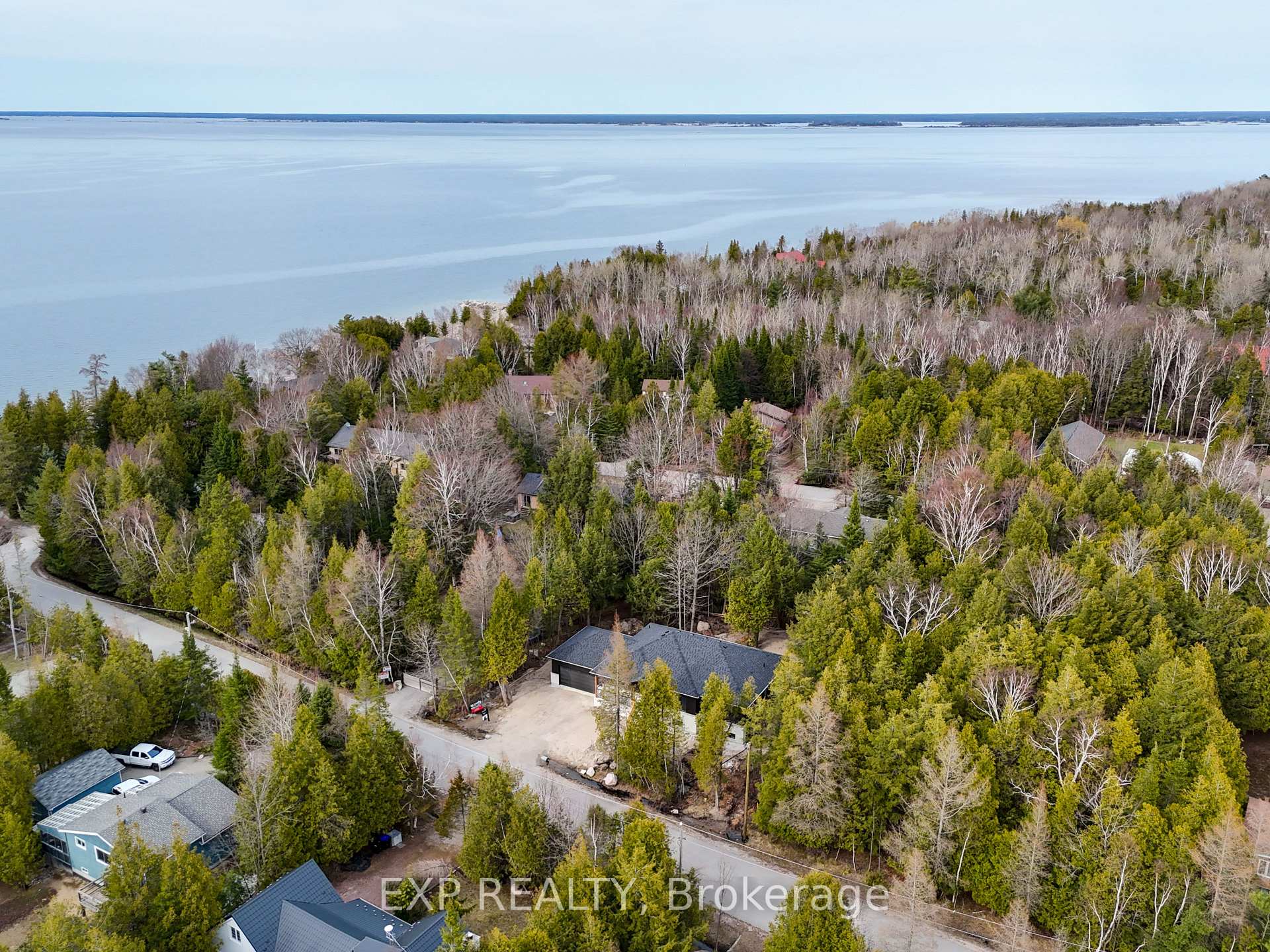 Photo 40 of 48 Iroquois Crescent, Tiny, Rural Tiny — HOMEH