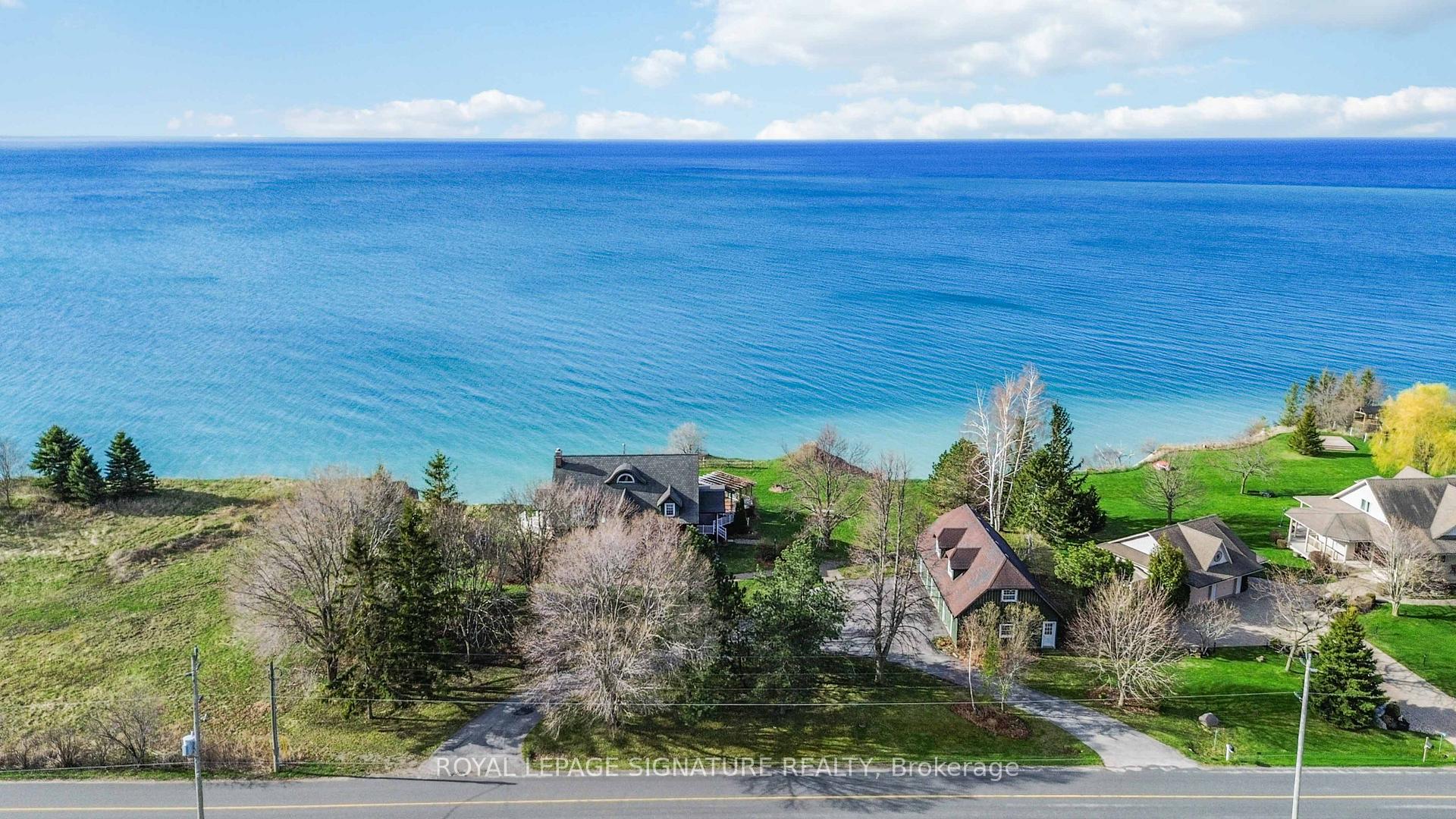 Front of 3741 Lakeshore Road E