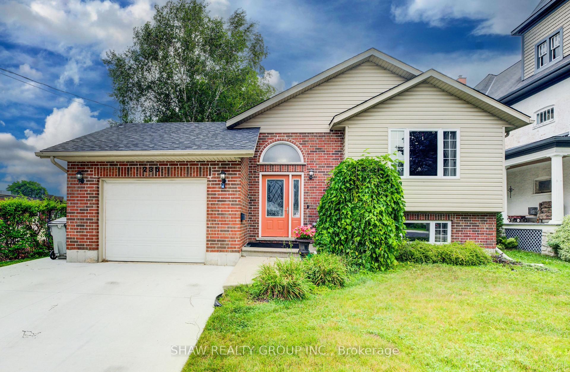 Photo 3 of 235 Binning Street, North Perth, Listowel — HOMEH