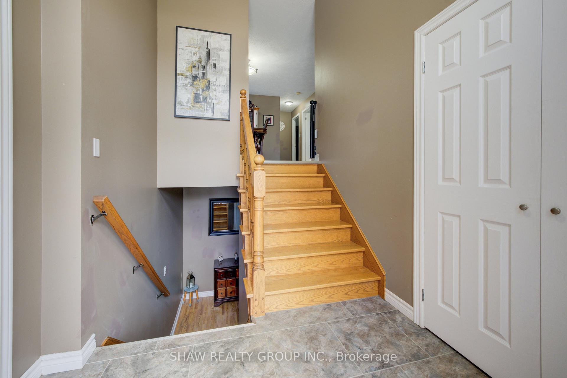 Photo 6 of 235 Binning Street, North Perth, Listowel — HOMEH