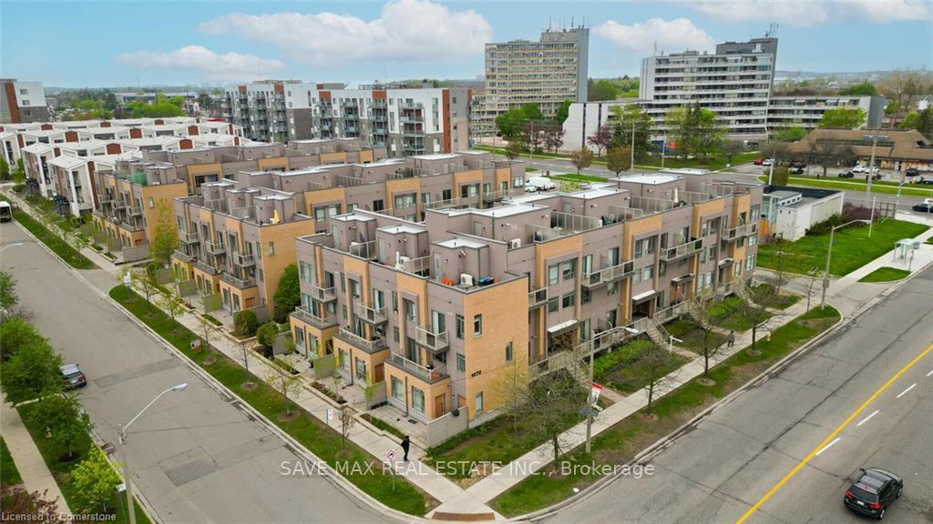 Front of Unit 306, 1070 Progress Avenue