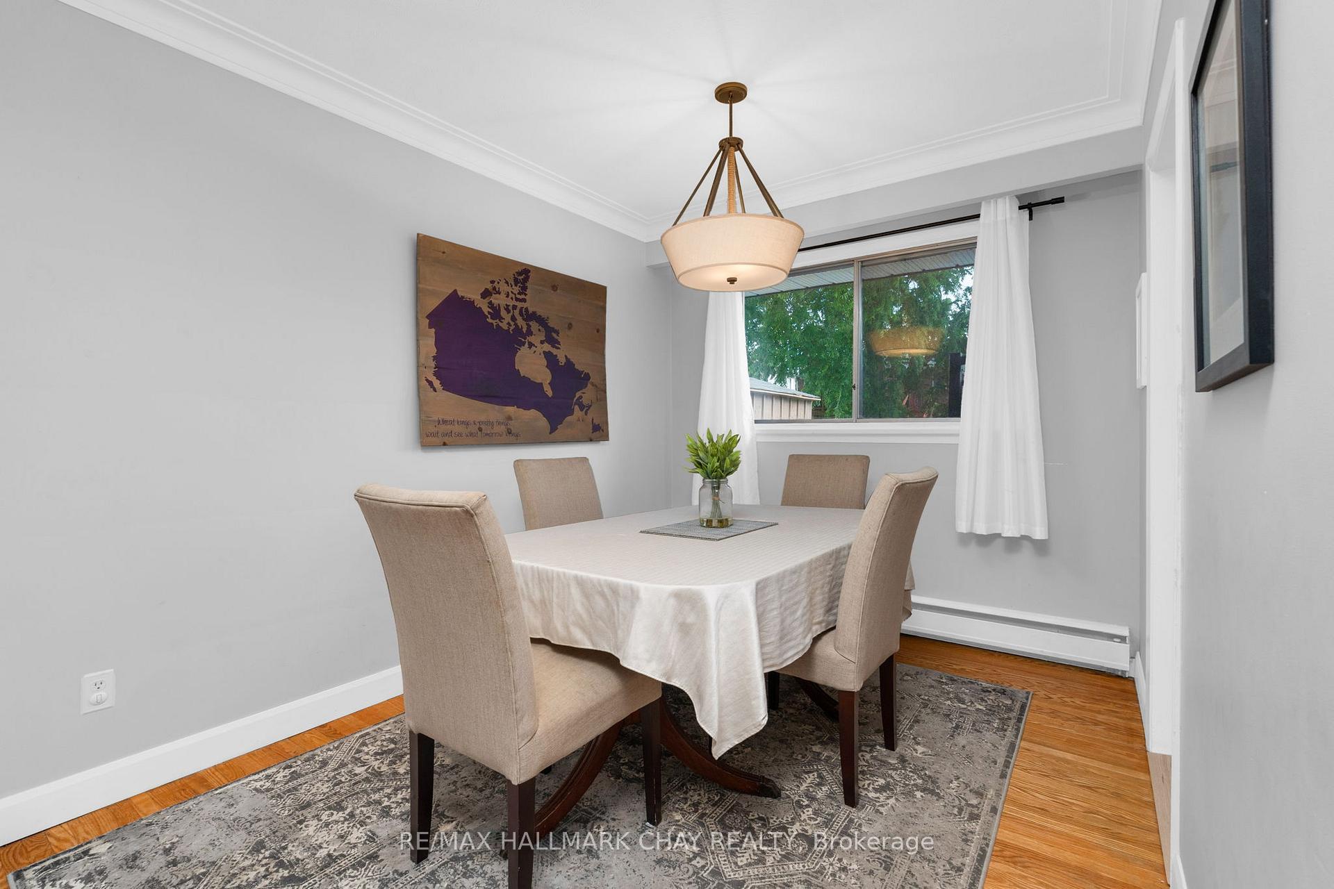 Photo 7 of 122 Steel Street, Barrie, Grove East — HOMEH