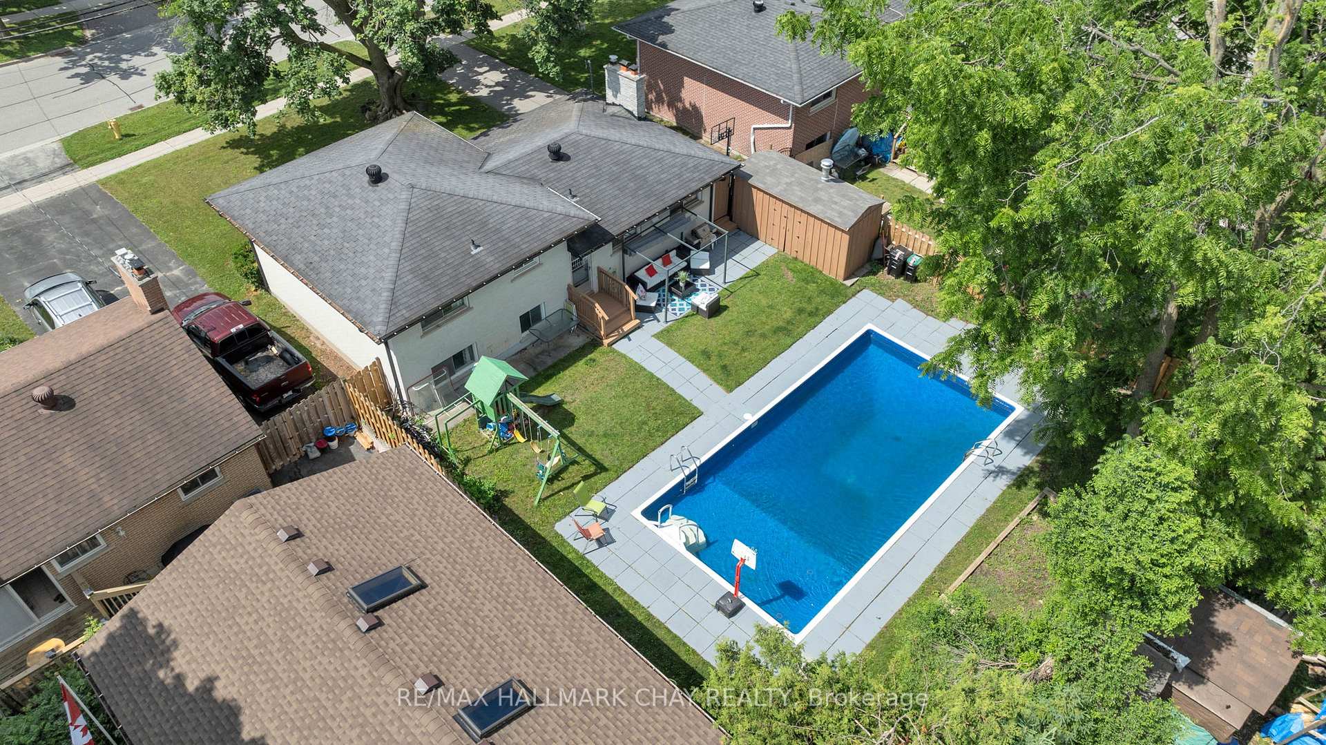 Photo 26 of 122 Steel Street, Barrie, Grove East — HOMEH
