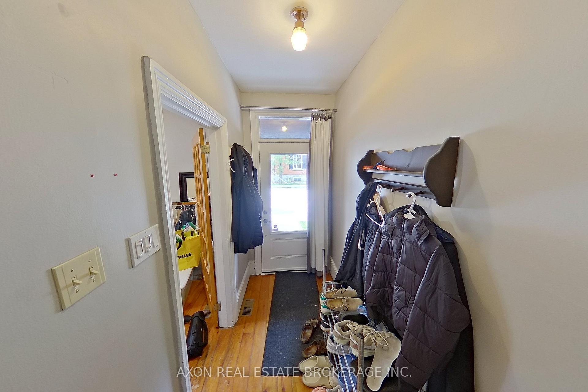 Photo 5 of 189 Clergy Street E, Kingston, East of Sir John A. Blvd — HOMEH