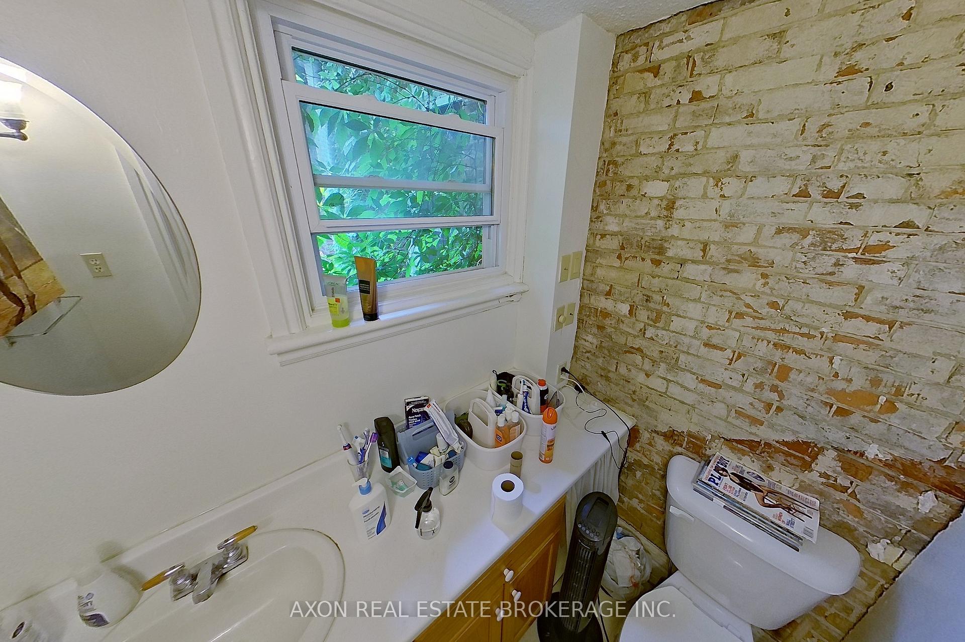 Photo 18 of 189 Clergy Street E, Kingston, East of Sir John A. Blvd — HOMEH