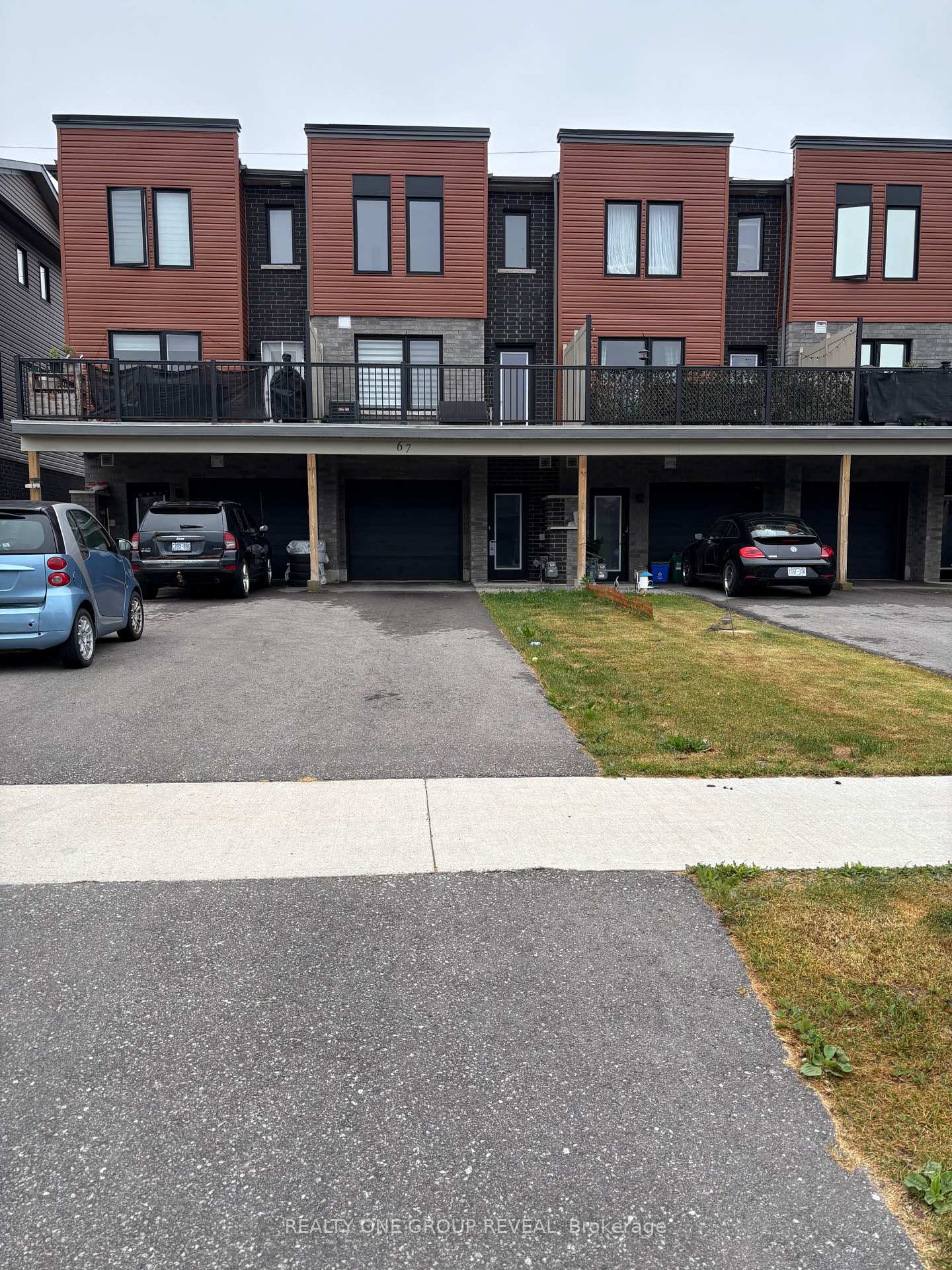 Front of 67 Fairlane Avenue