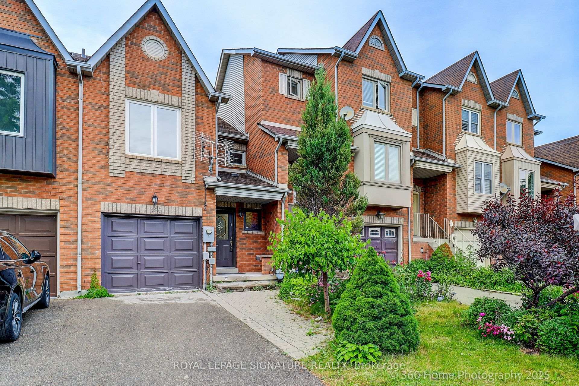 Front of 135 Kelso Crescent