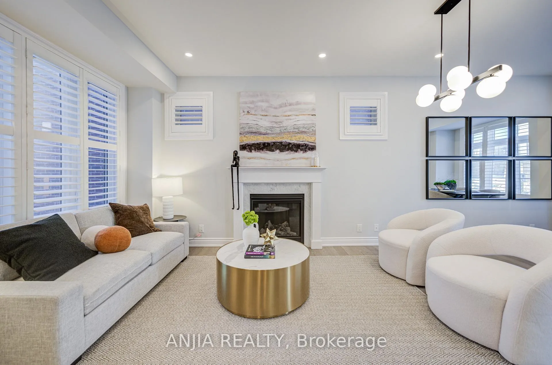 Photo 14 of 35 York Downs Boulevard, Markham, Angus Glen — HOMEH