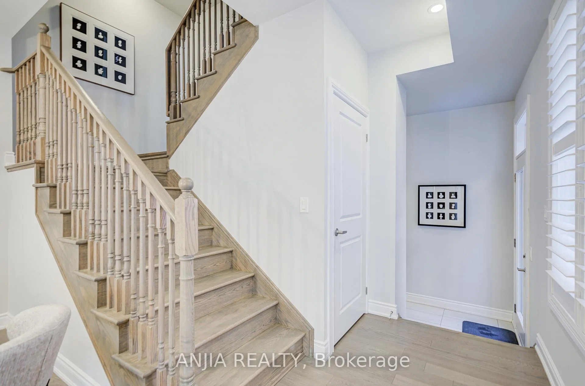 Photo 19 of 35 York Downs Boulevard, Markham, Angus Glen — HOMEH