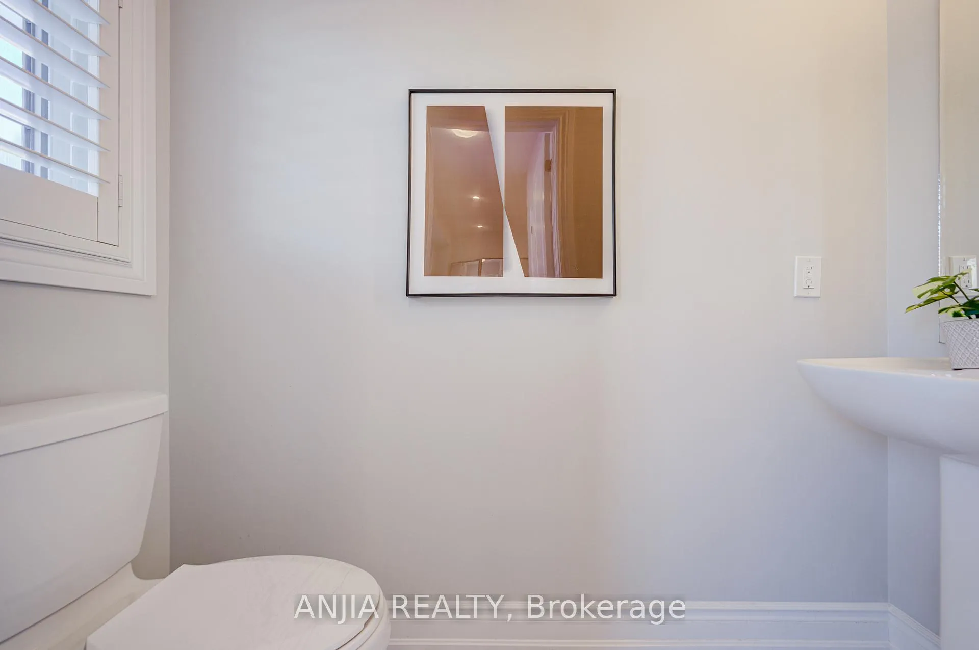 Photo 20 of 35 York Downs Boulevard, Markham, Angus Glen — HOMEH