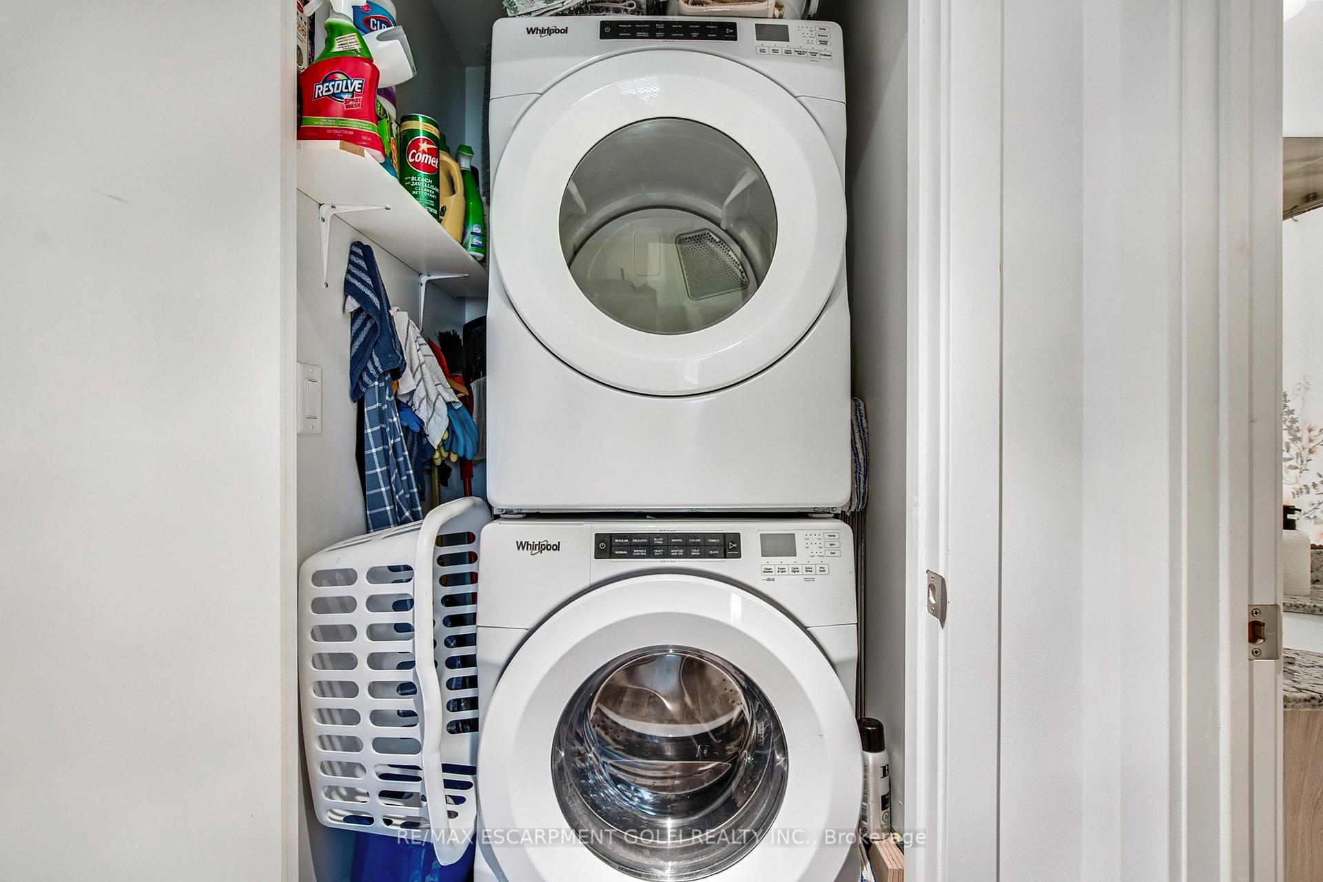 Photo 17 of Unit 403, 16 Markle Crescent, Hamilton, Ancaster — HOMEH
