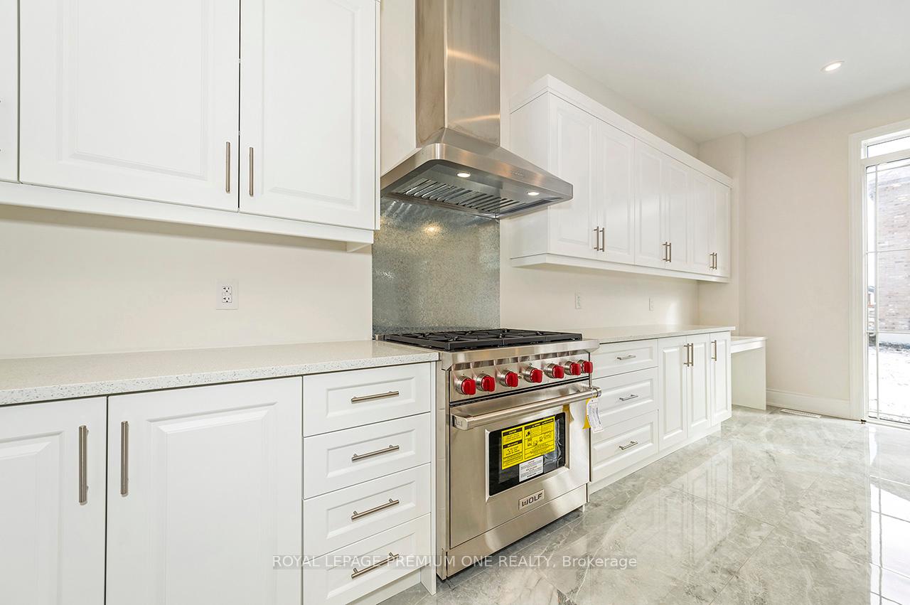 Photo 16 of 133 Timber Creek Boulevard, Vaughan, Kleinburg — HOMEH