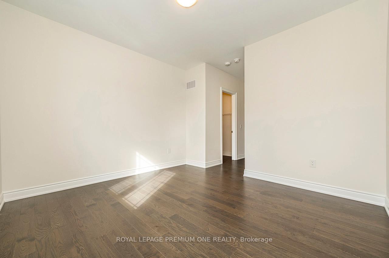 Photo 32 of 133 Timber Creek Boulevard, Vaughan, Kleinburg — HOMEH