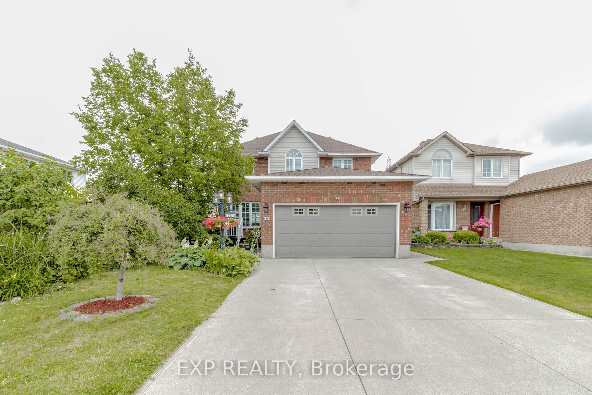 Front of 32 Vineberg Drive