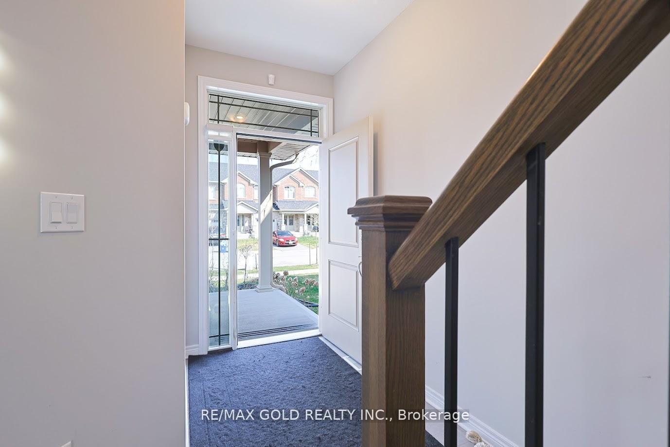 Photo 7 of 62 Spring Crest Way, Thorold, Rolling Meadows — HOMEH