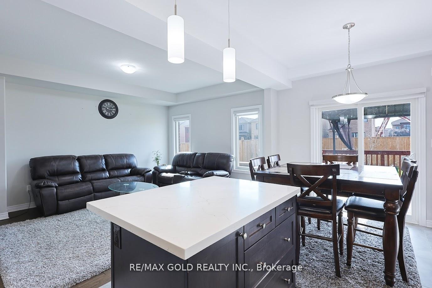 Photo 13 of 62 Spring Crest Way, Thorold, Rolling Meadows — HOMEH