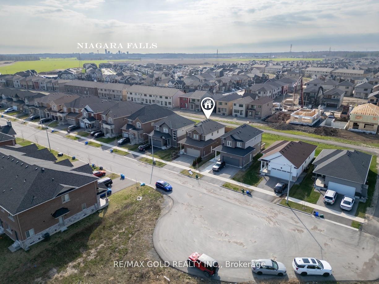 Photo 40 of 62 Spring Crest Way, Thorold, Rolling Meadows — HOMEH